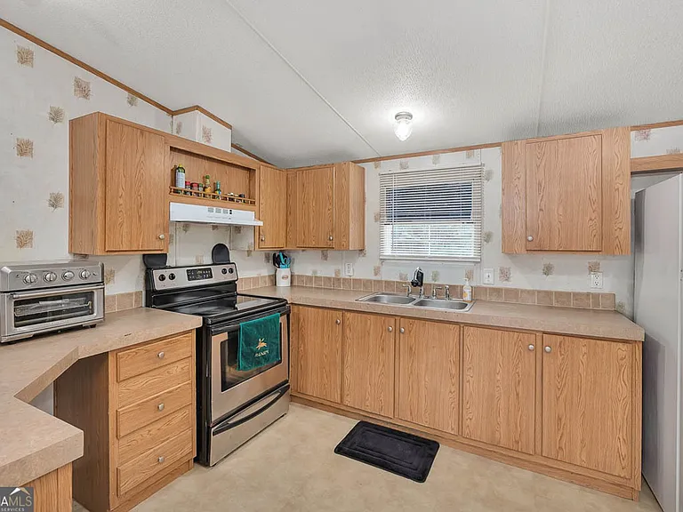 1093 Timber Landing Rd — Photo 8