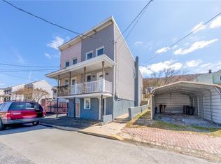 210 E Bacon St, Pottsville, PA 17901