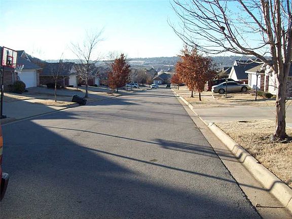 view to south northridge