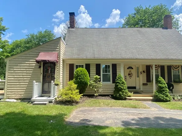 181 Central St, Rockland, MA 02370