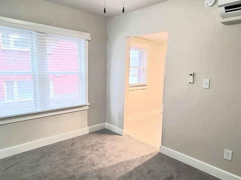 Bigelow Chapman Apartments — Photo 32