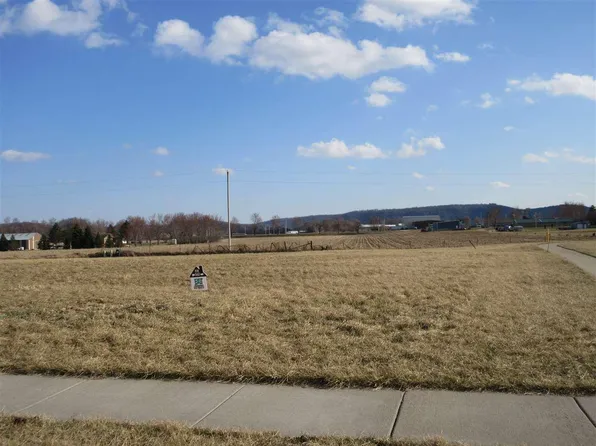 L13 Welter Drive #13, Prairie Du Chien, WI 53821
