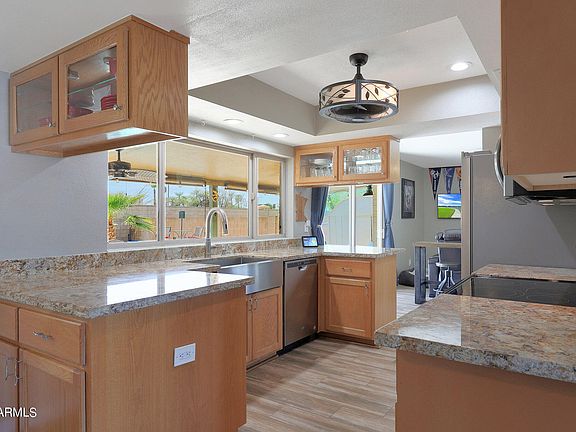 4th image of 362 ANCORA Drive S