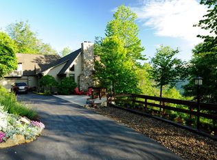 489 Cherry Knob Dr, Mars Hill, NC 28754