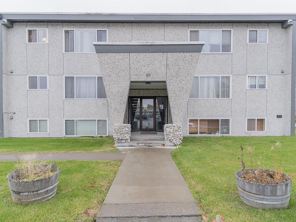 1st image of 89-5 Slater Dr W