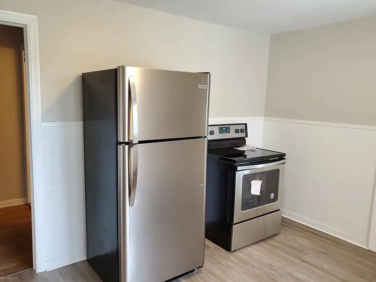 1310 Pittston Ave #3 — Photo 2
