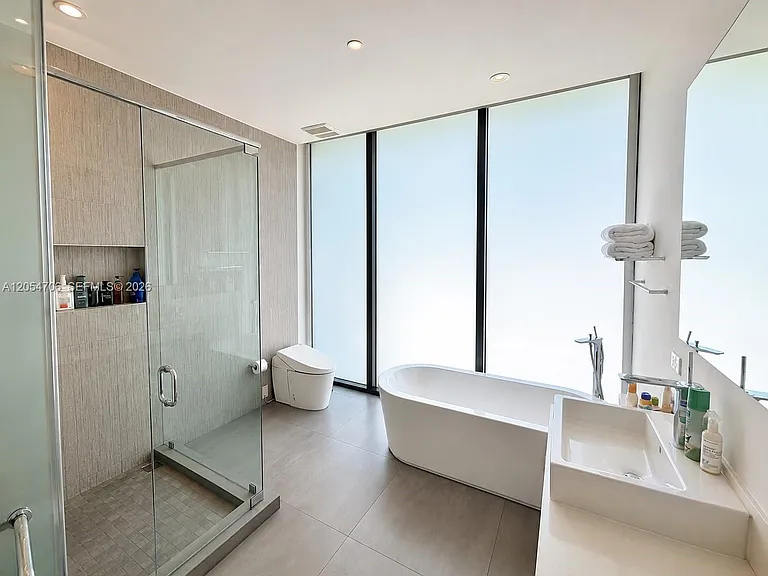 101 Sunrise Dr #A-201 — Photo 10