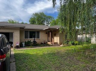 306 W Comanche St, Lindsay, OK 73052