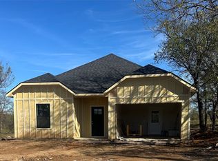 239 Cimmarron Trl, Runaway Bay, TX 76426