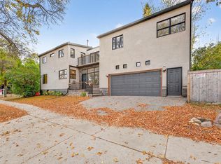 8860 93rd St NW, Edmonton, AB T6C3T1