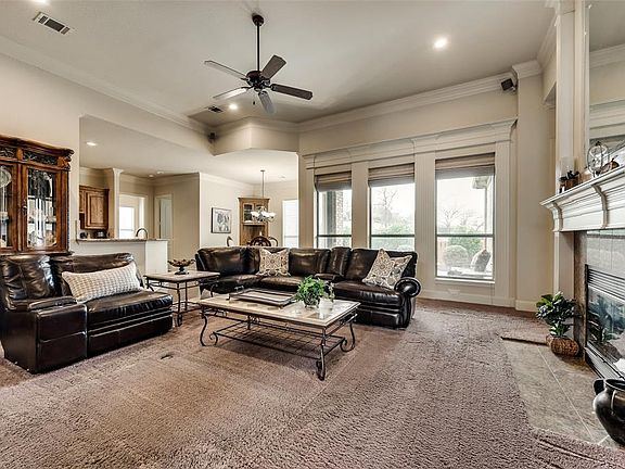 5th image of 2102 Karnes Dr