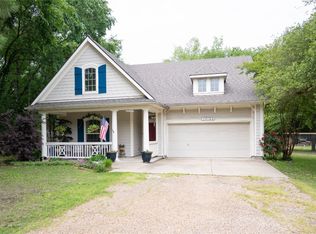 10180 Jacobs Ln, Wills Point, TX 75169