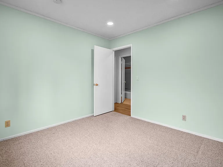 816 Granada Dr — Photo 27