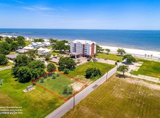425 S Girard Ave #1, Long Beach, MS 39560
