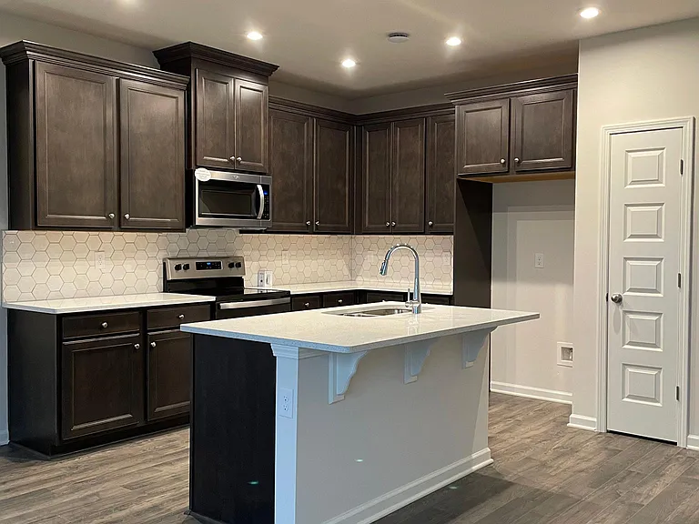 5083 Dayflower Dr — Photo 4