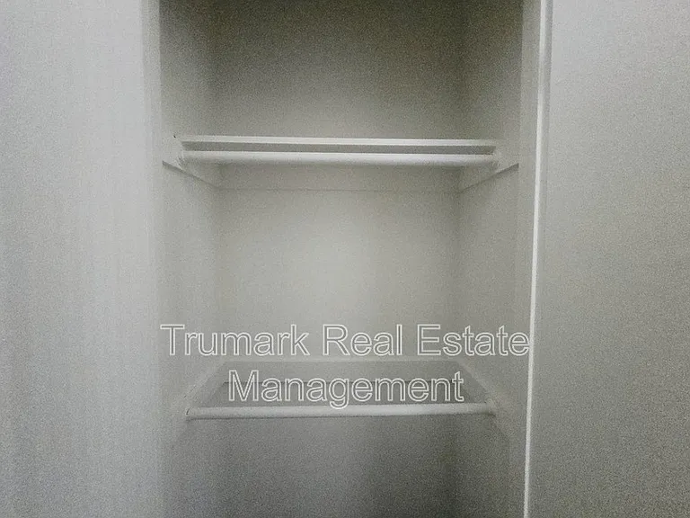 14605 Burbank Blvd #103 — Photo 12