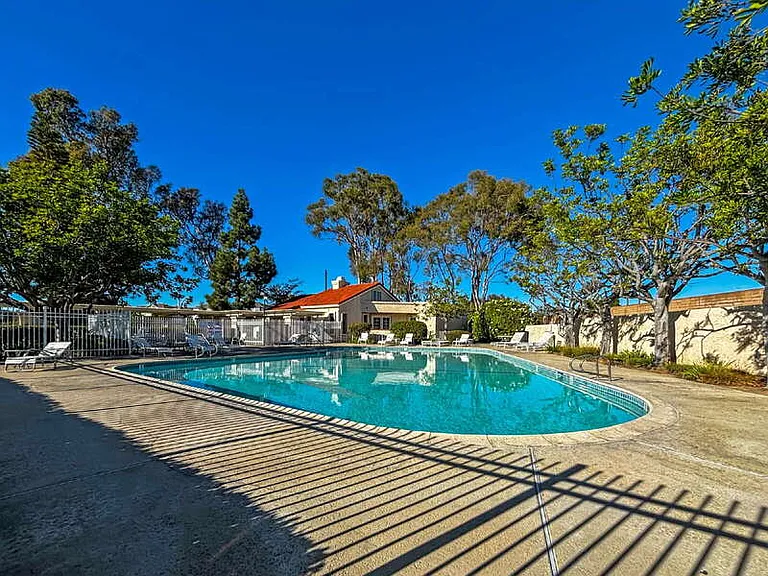 7422 Seastar Dr #4 — Photo 17