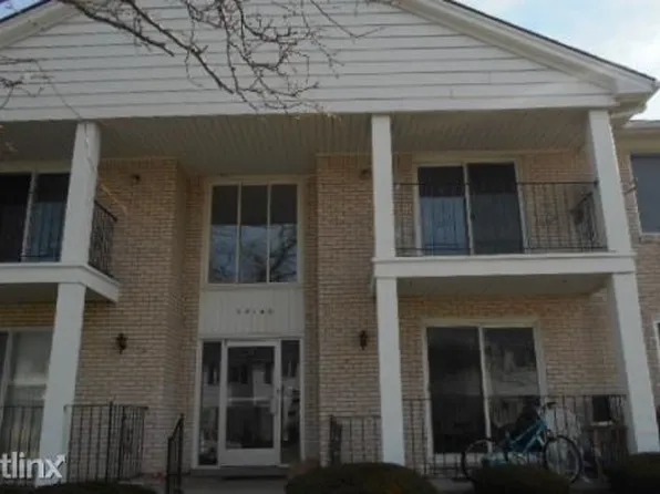 14140 Merriweather St APT 211, Sterling Heights, MI 48312