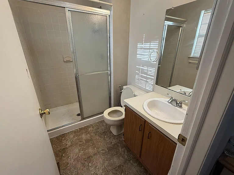 187 Azalea Cir — Photo 11