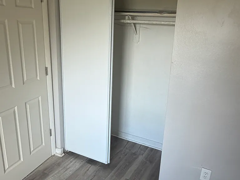 2628 Saint Charles Ave #2 — Photo 10