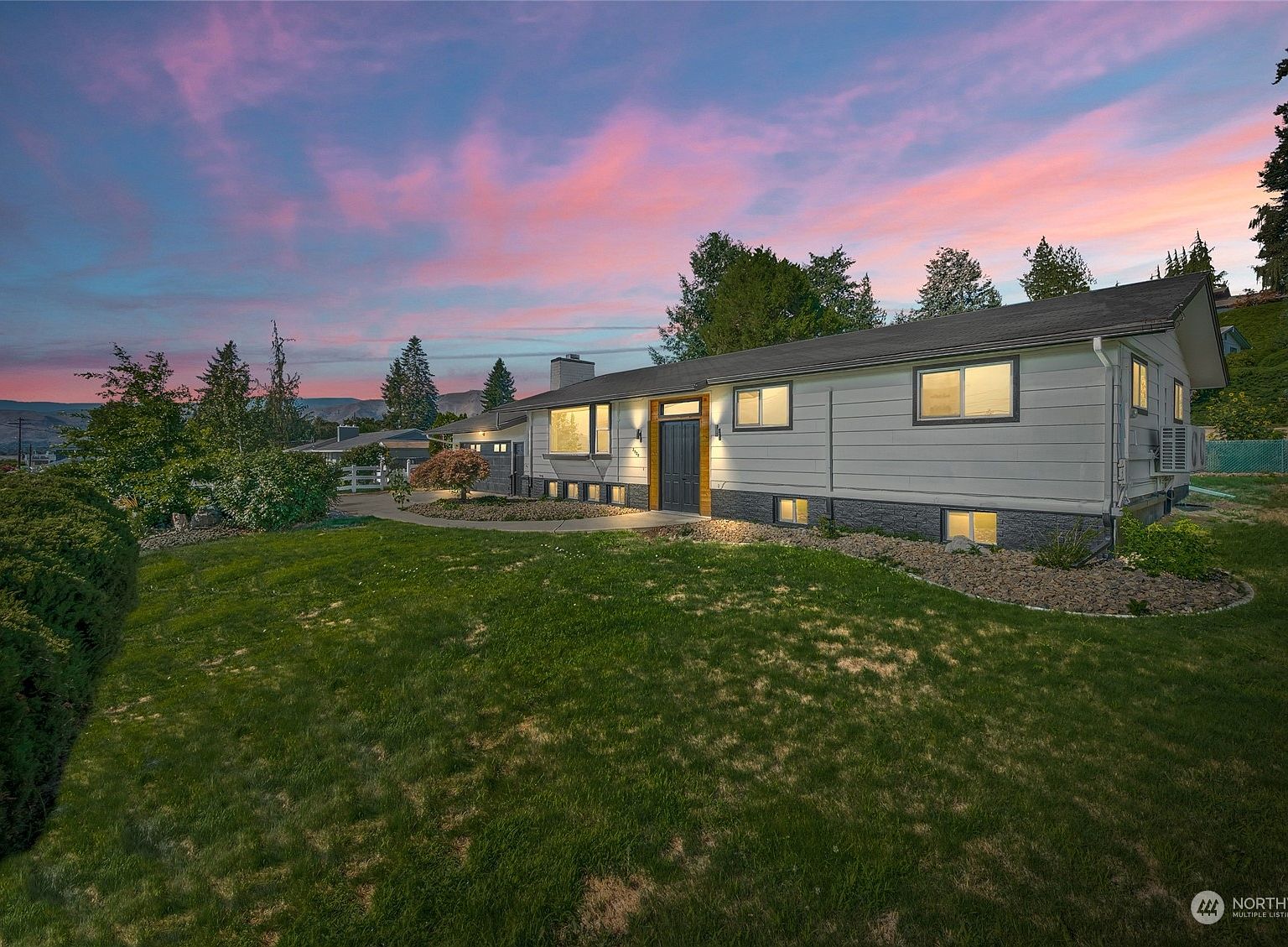 2020 Dawn Terrace, Wenatchee, WA 98801 | MLS #2143093 | Zillow