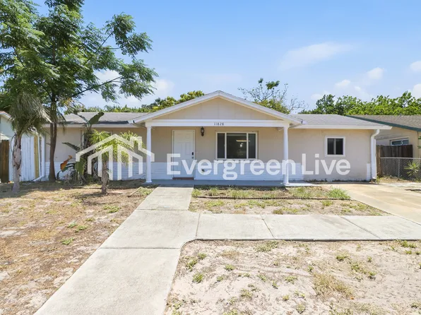 11828 Oceanside Dr, Port Richey, FL 34668