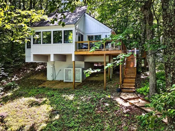 93 Squirrel Tree Ln, Wintergreen Resort, VA 22967