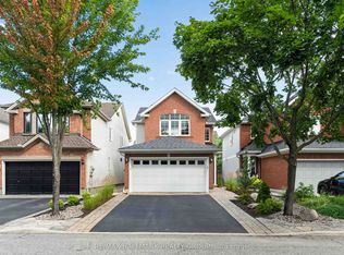 35 Coleridge St, Ottawa, ON K2C 4E5