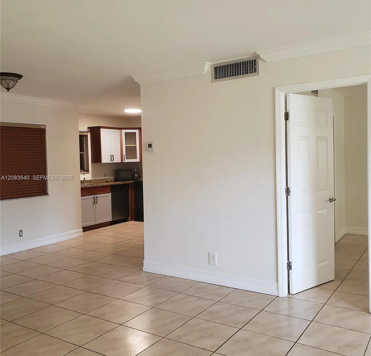 Moffett Place Condo — Photo 4