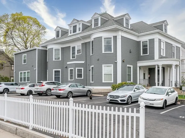 180 Summer St Unit 201, Malden, MA 02148