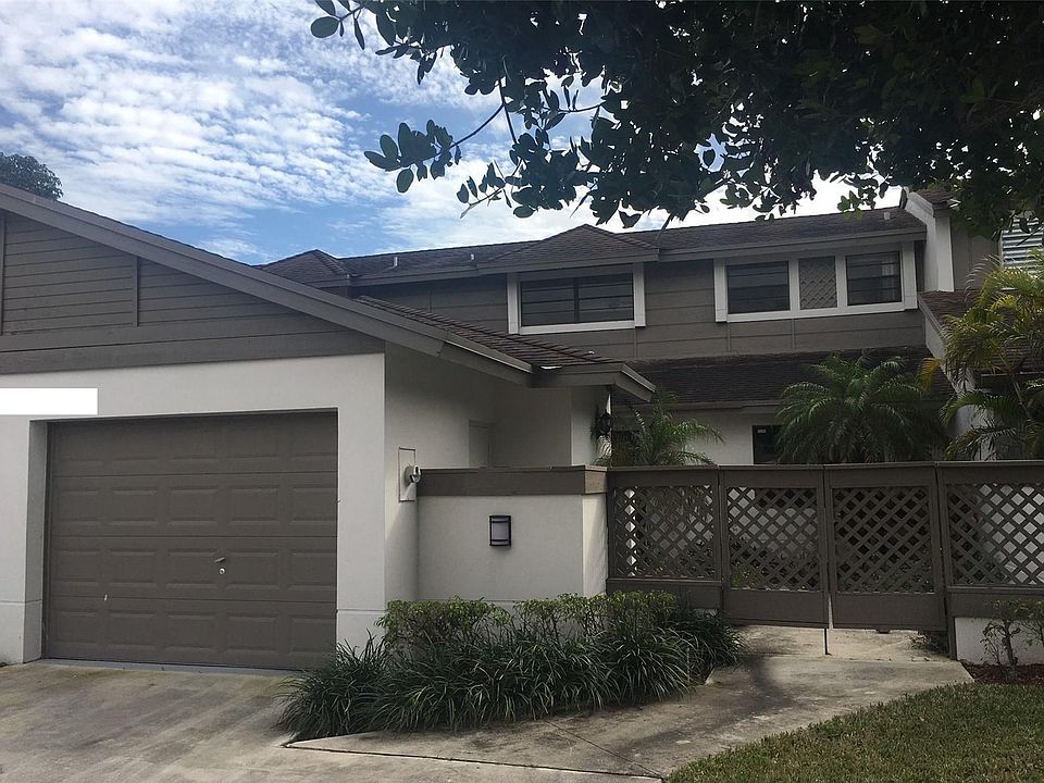 1st image of 9854 NW 52nd Ln