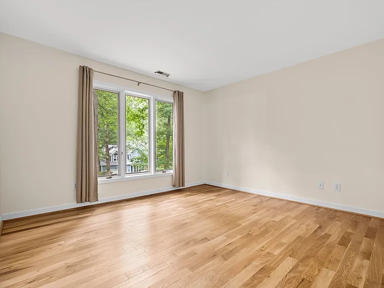 129 Ironwoods Dr — Photo 28