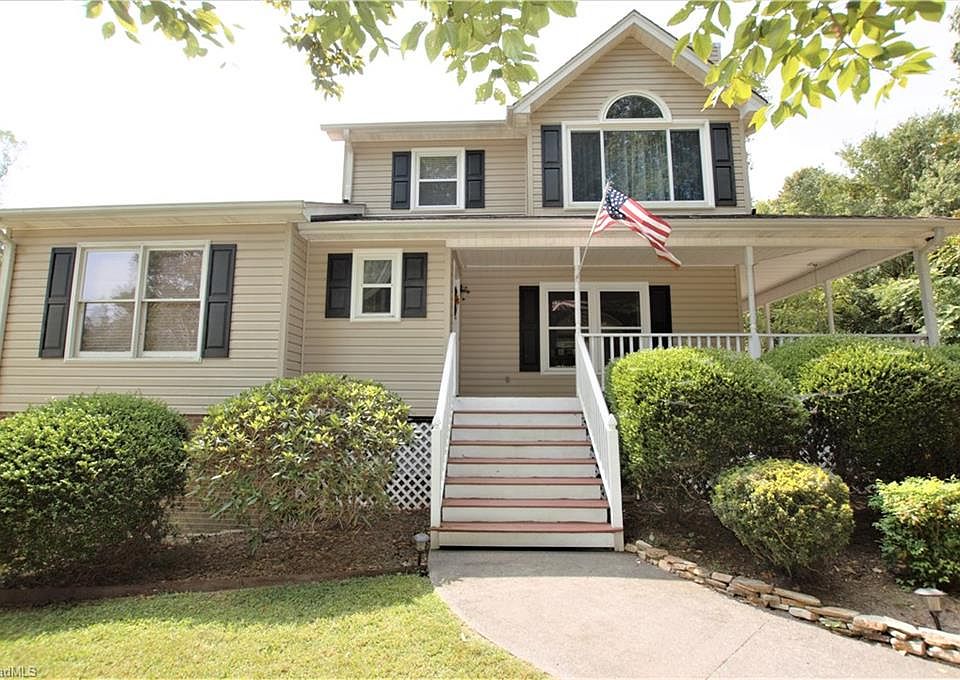 2nd image of 6013 Shea Meadows Dr