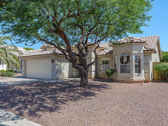 2nd image of 2809 E HONONEGH Drive