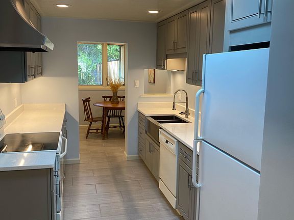 4th image of 713 46th St #A