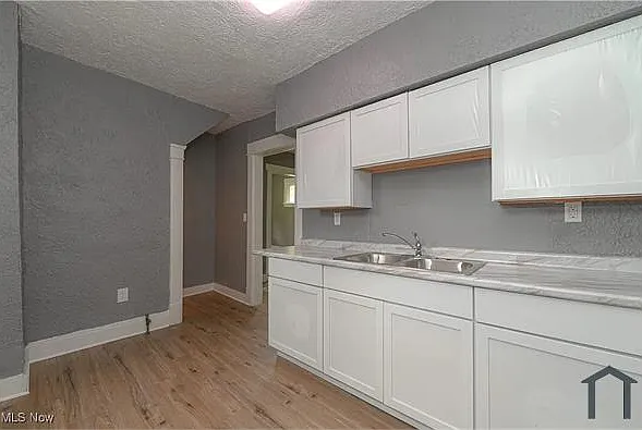 3337 E 143rd St — Photo 27