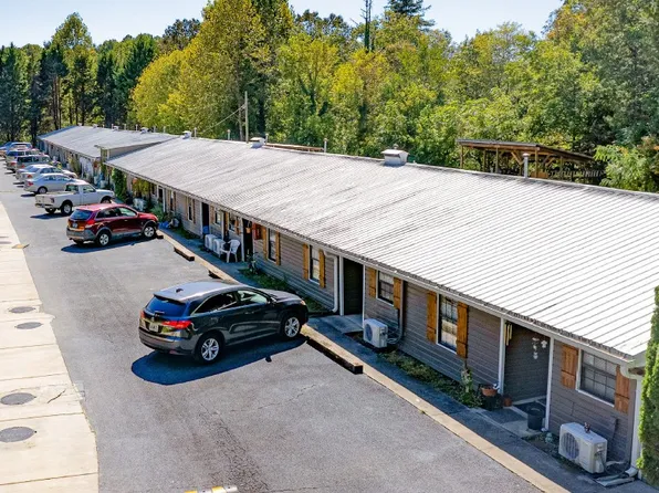 137 Sumner Top Ln, Ellijay, GA