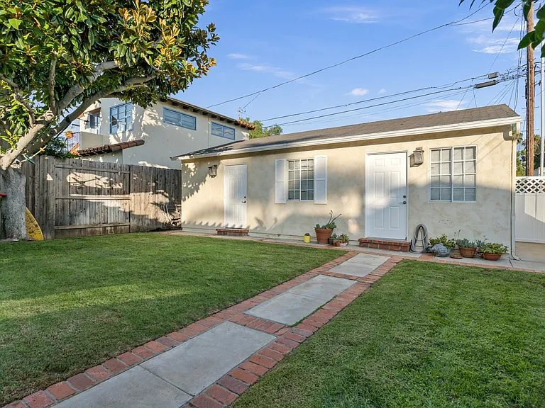 423 Pomona Ave — Photo 28