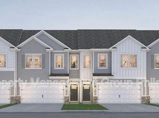 38 Fonthill Ct, Quakertown, PA 18951