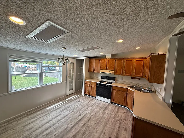 6712 Old Easton Rd — Photo 15