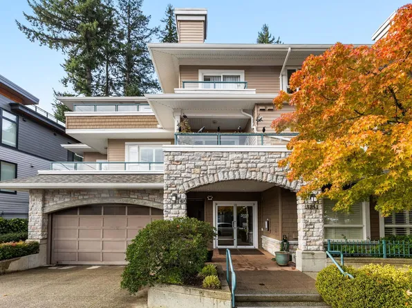 3151 Connaught Cres #206, North Vancouver, BC V7R 4X6