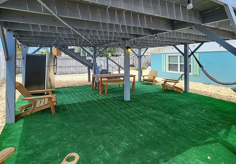 7304 Beach Dr — Photo 15