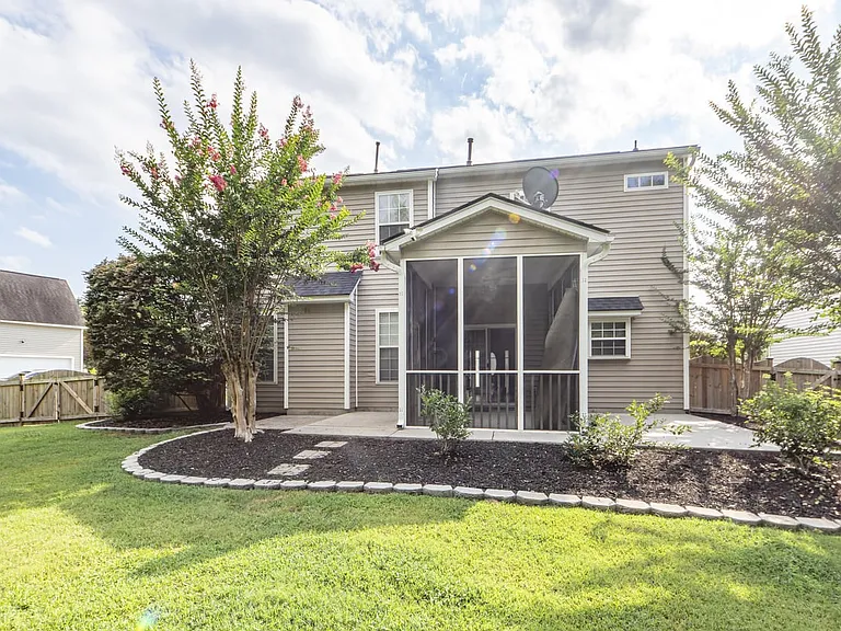 112 Tanglewood Cir — Photo 40