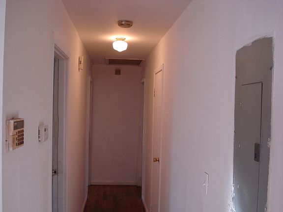 5th image of 388 2nd St