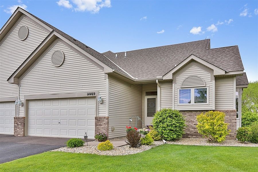 1st image of 14469 Hummingbird Ct NW