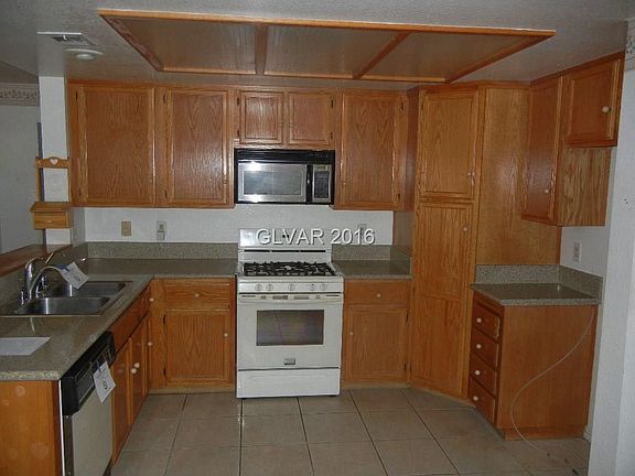 5th image of 1615 White Dr