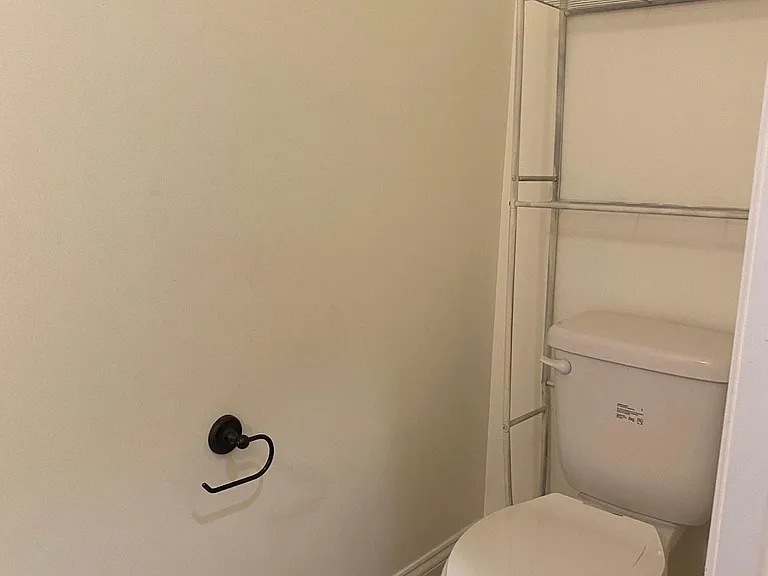 140 Aynsley Ln — Photo 20