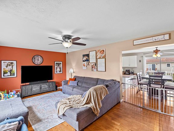 2nd image of 9508 W 143rd Ln