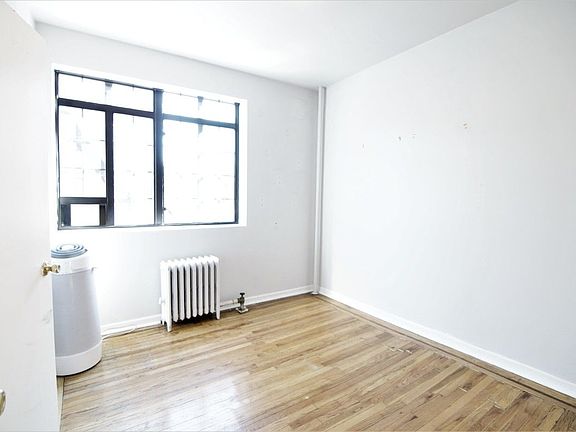 2nd image of 234 W 4th St #2A