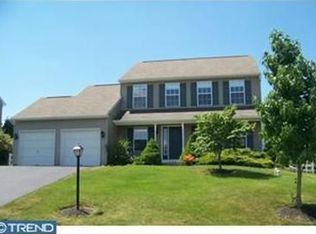 2568 Willow Brook Ln, Pottstown, PA 19464